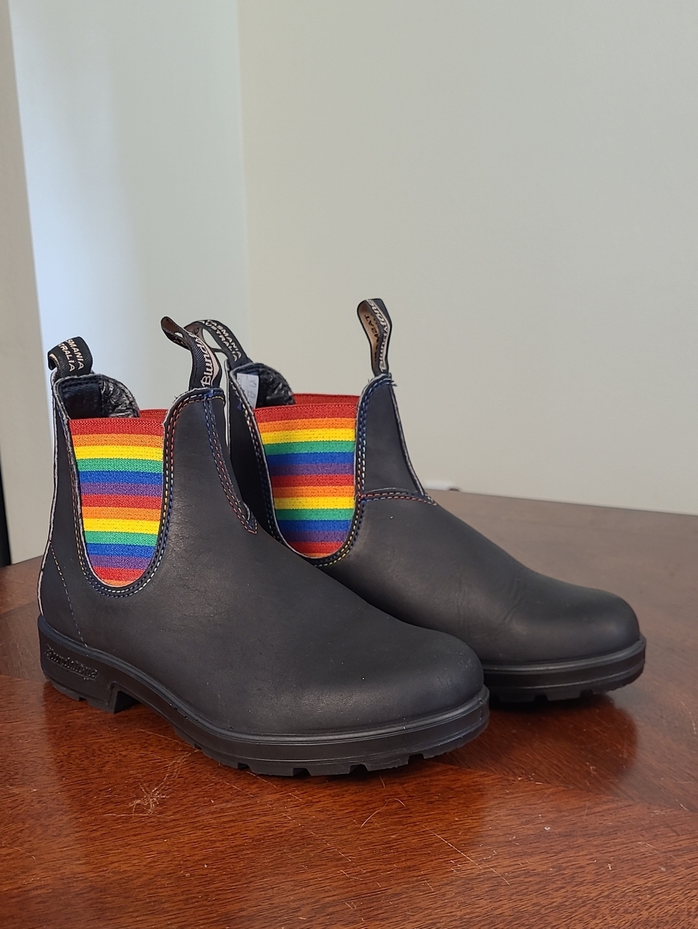 Blundstone 2015 Pride Original Black Rainbow Leather Chelsea Boots Womens 8